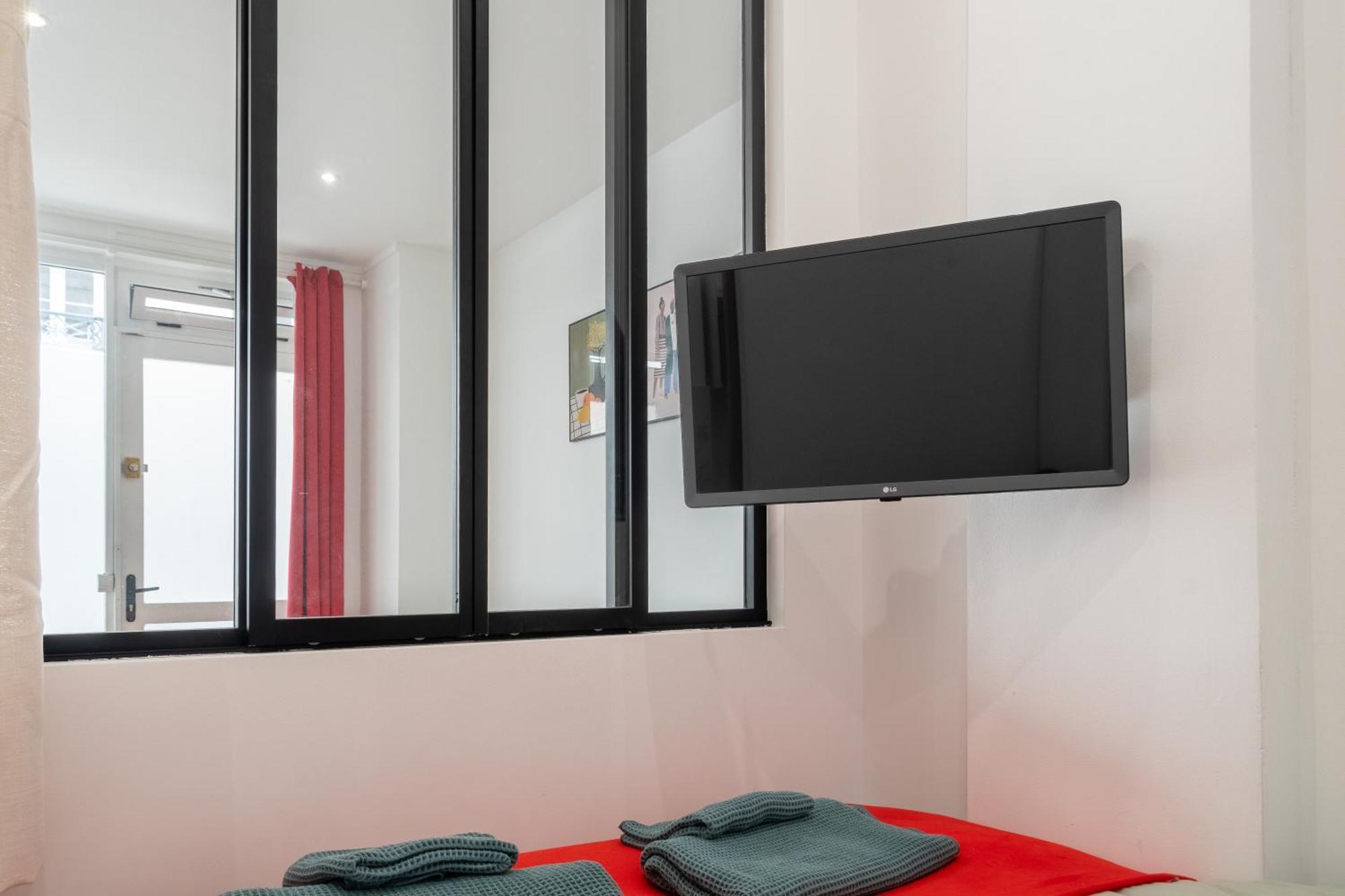 Lavie Maison Eiffel Ac Hot Tub París Exterior foto